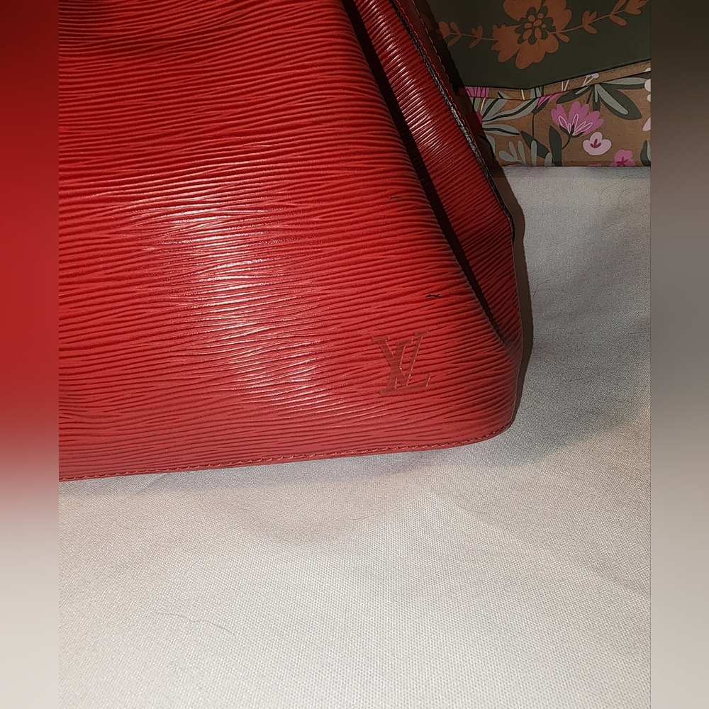 💥LOW START💥LOUIS VUITTON *DEAL* EPI Satchel w/COA #AR0935 - Picture 3 of 14